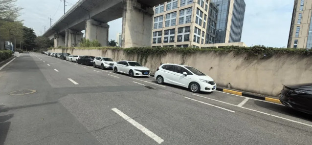 东久创新科技园区无人化停车场 东久创新科技园区无人化停车场